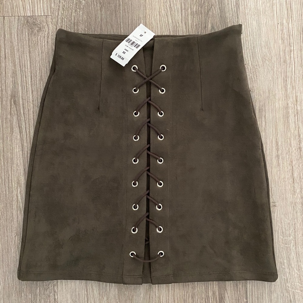 LF Stores Suede Mini Skirt XS NWT Seek The Label